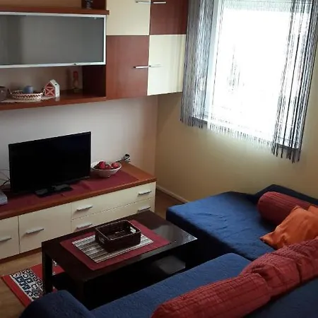 Cozy Apartment Edvin In Medulin Exterior photo